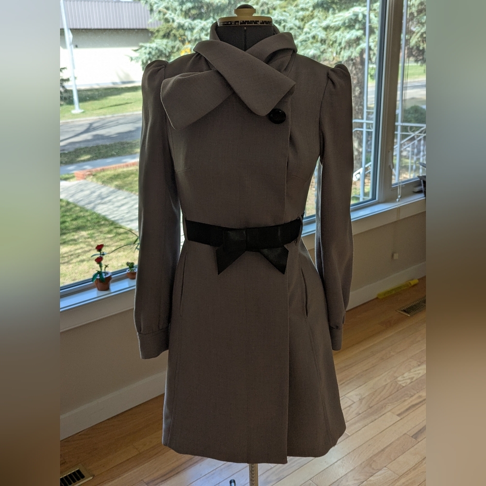 H&M Elegant Gray Coat with Black Bow